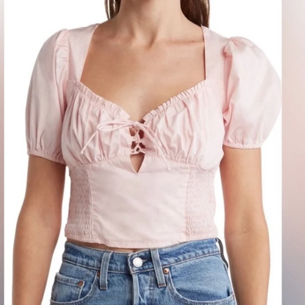 ASTR Blush Pink Puff Sleeve Crop Top Puff‎ Sleeve Smocked Poplin Blouse preppy S